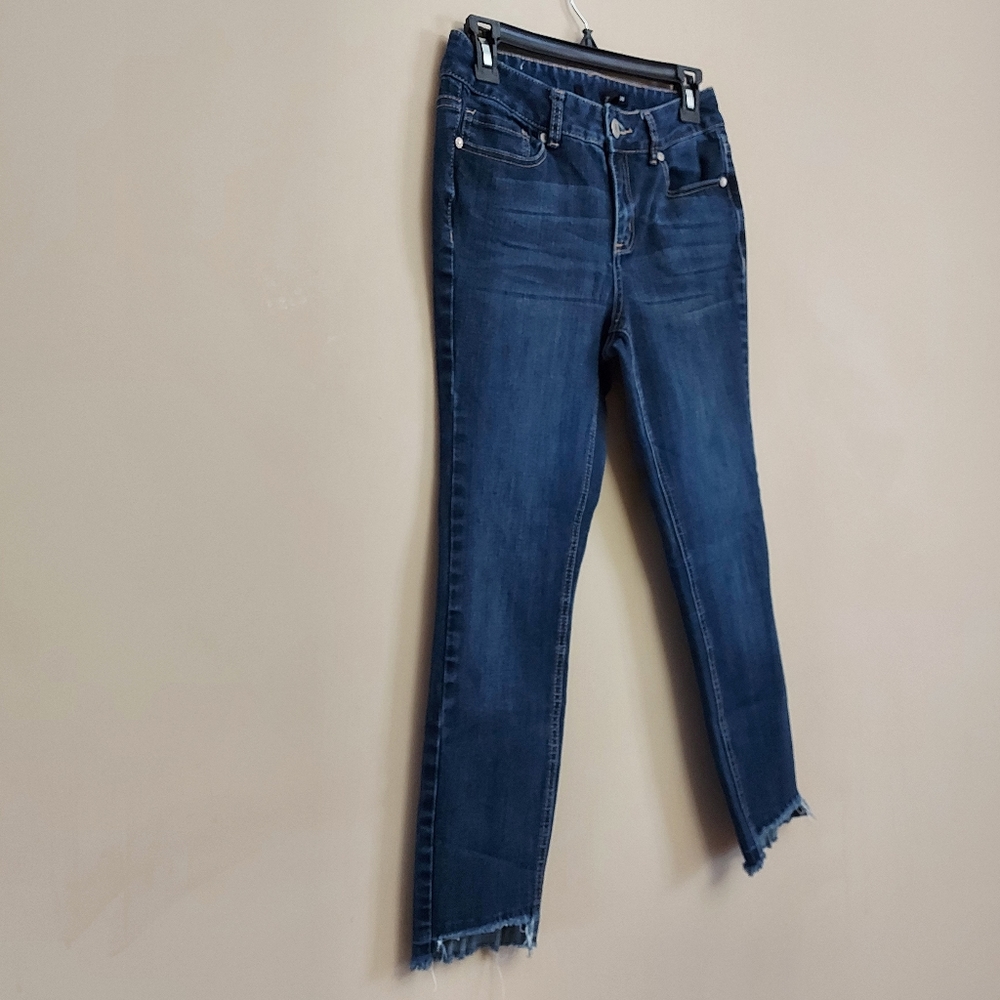 Harper High Rise Step hem crop jeans - Picture 2 of 9